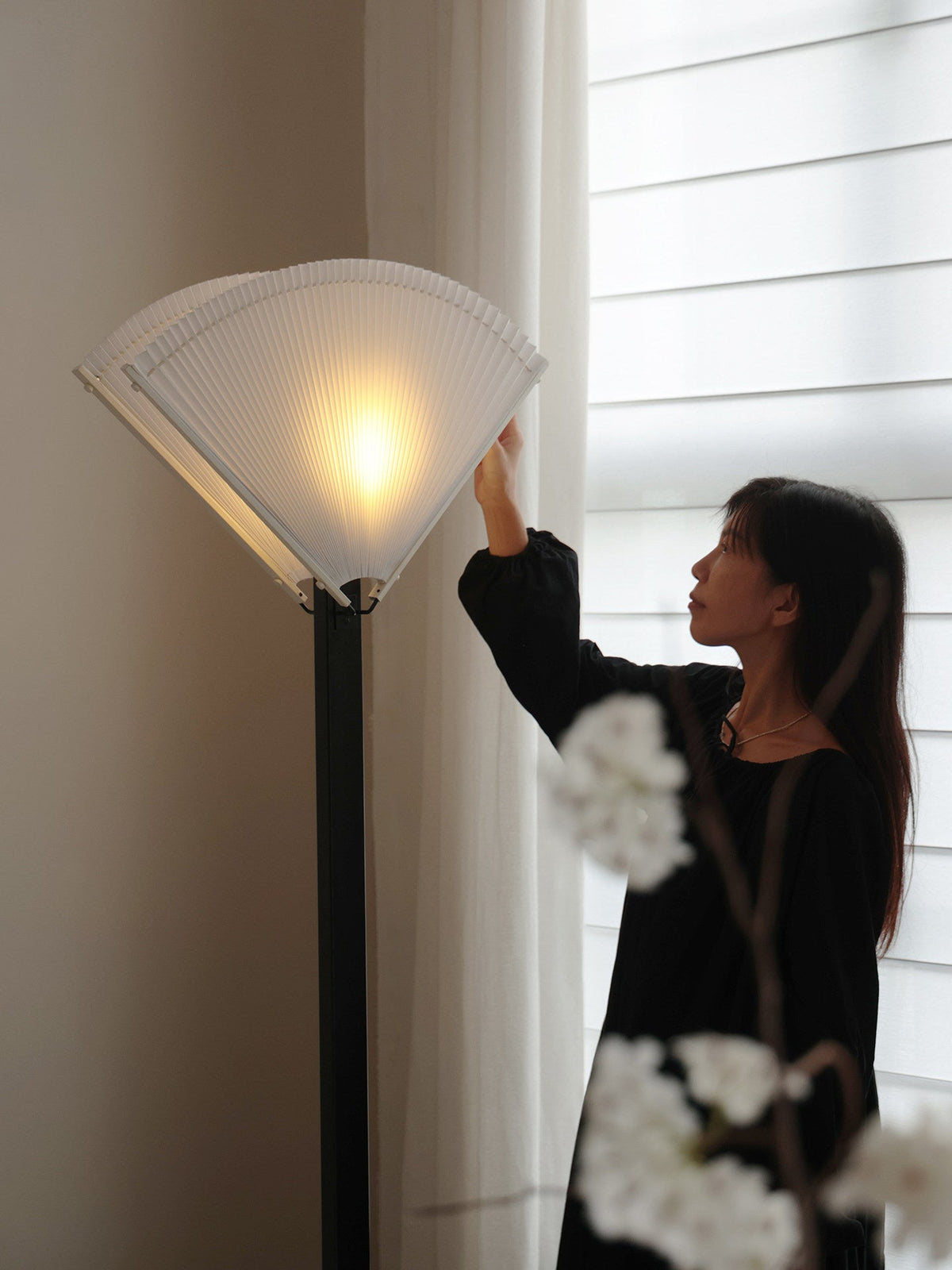 Black Uplight Floor Lamp — Floor Lamp | Maison Monashee — view 6