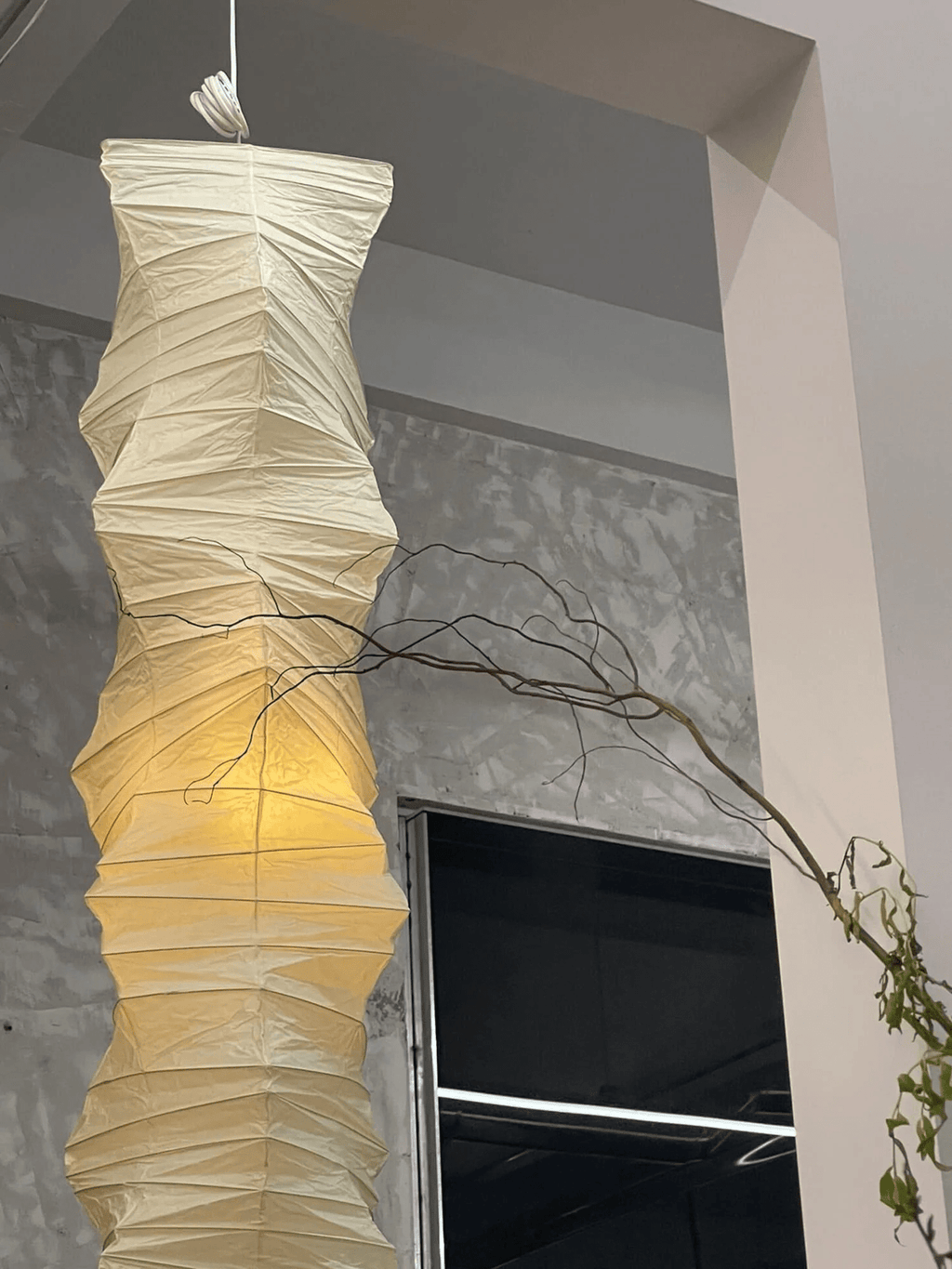 Round Paper Pendant Light — Pendant Light | Maison Monashee — view 11