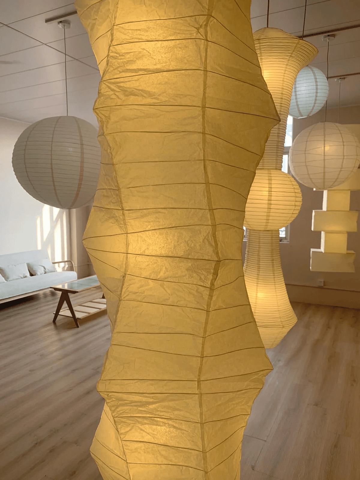 Round Paper Pendant Light — Pendant Light | Maison Monashee — view 15