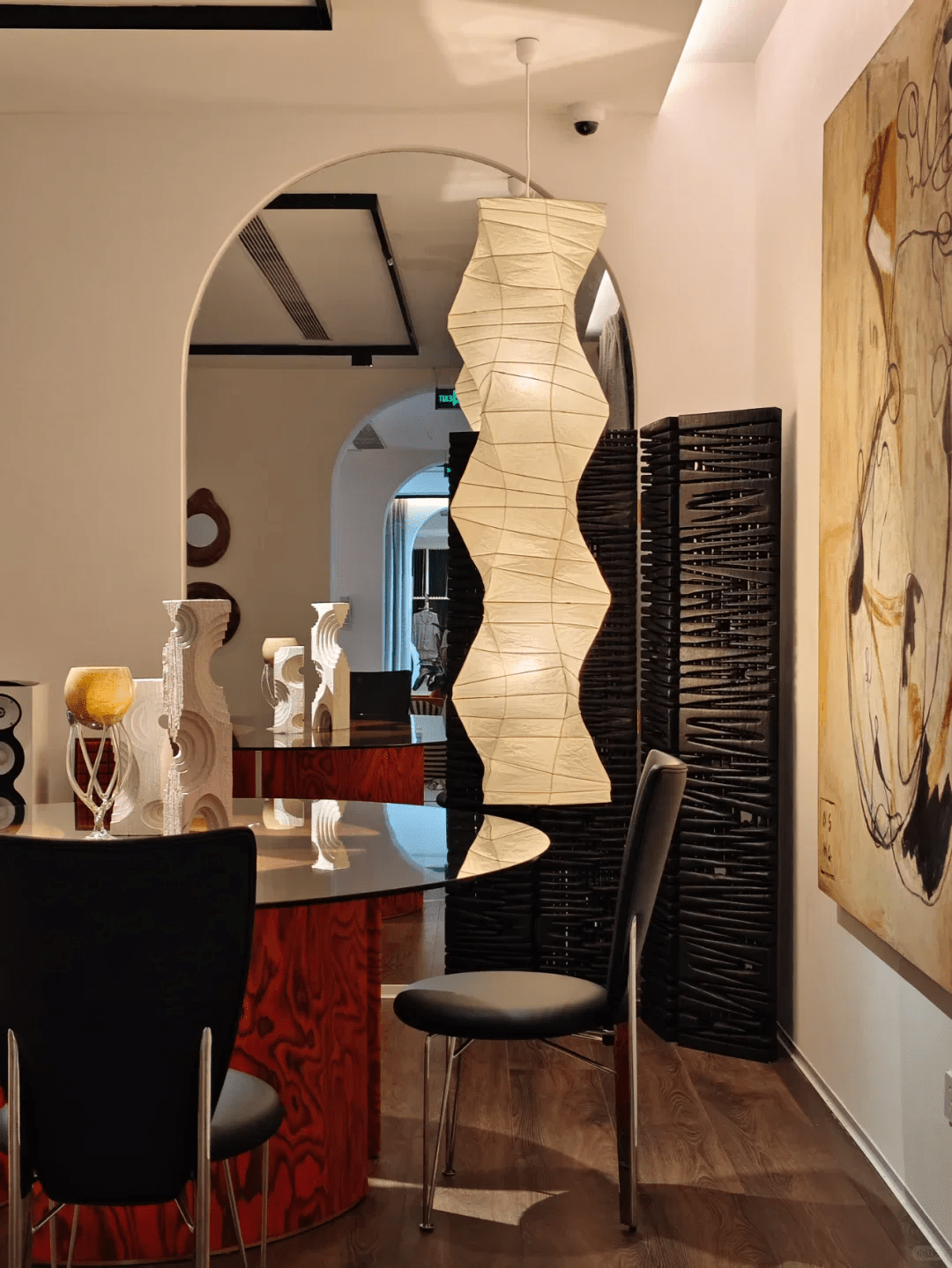 Round Paper Pendant Light — Pendant Light | Maison Monashee — view 23