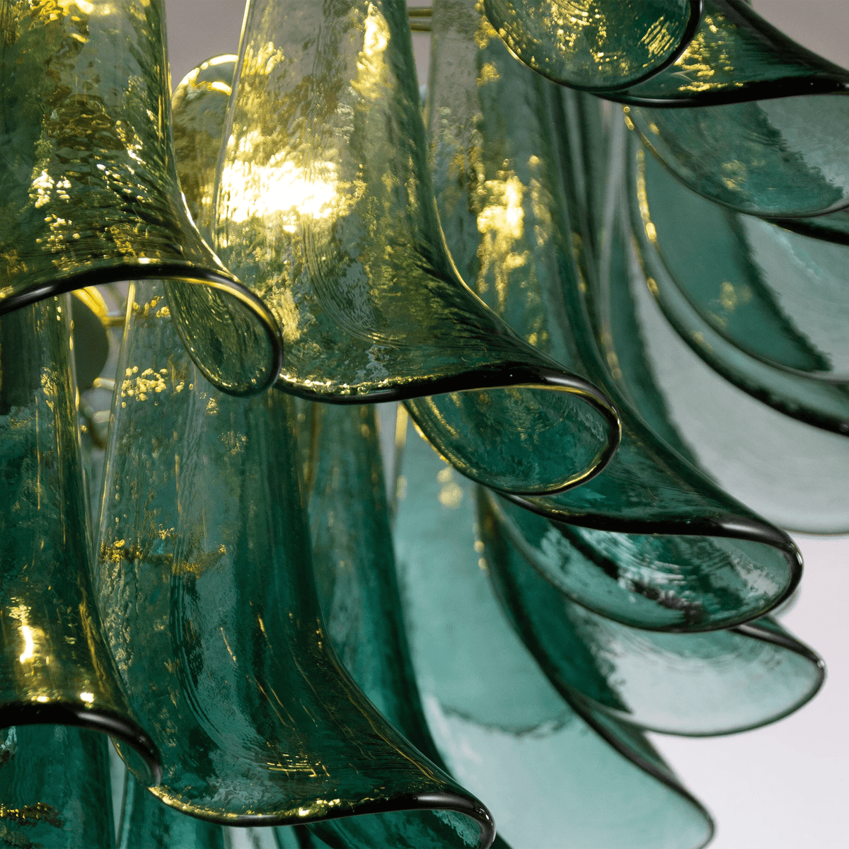 Vintage Flower Chandelier — Chandelier | Maison Monashee — view 4