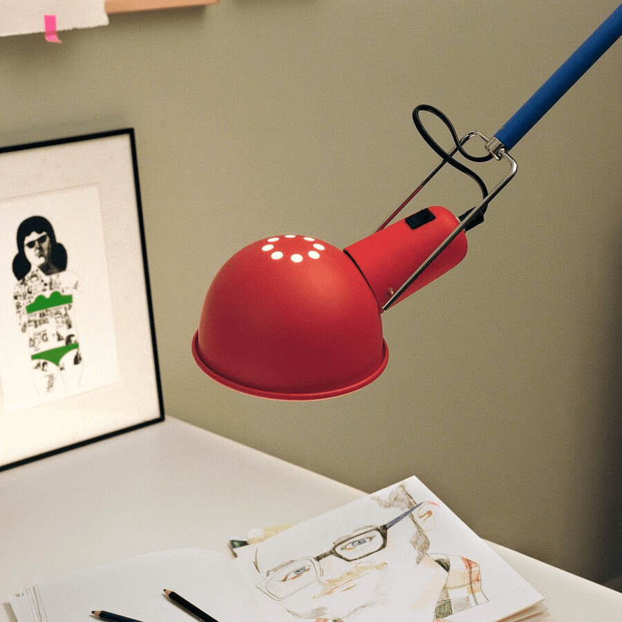 Black Swing-Arm Wall Light — Wall Sconce | Maison Monashee — view 7