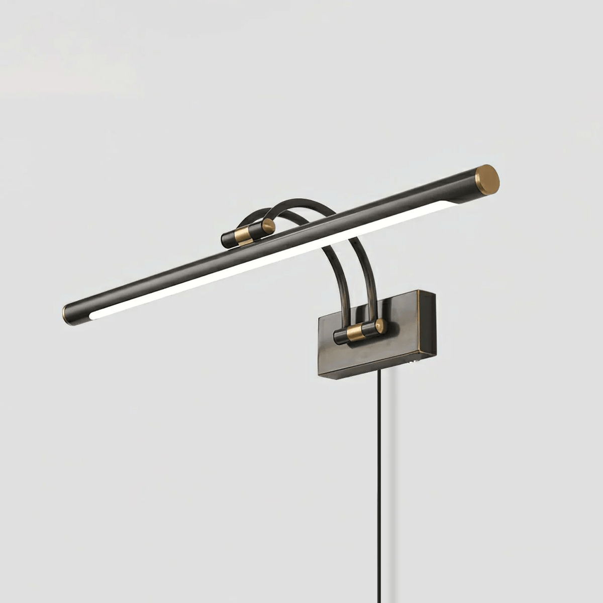 Linear Vanity Light — Wall Sconce | Maison Monashee — view 7