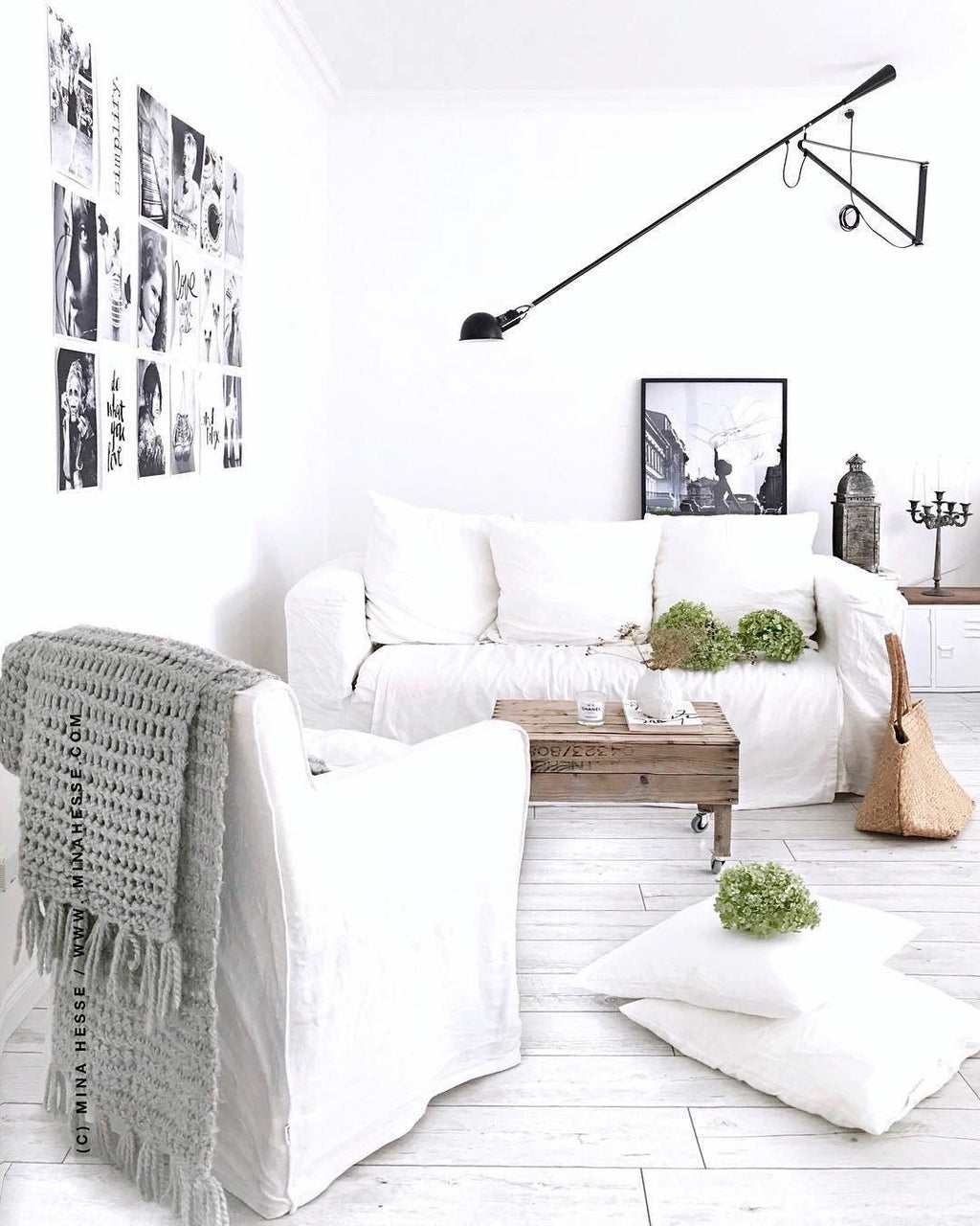 Black Swing-Arm Wall Light — Wall Sconce | Maison Monashee — view 33