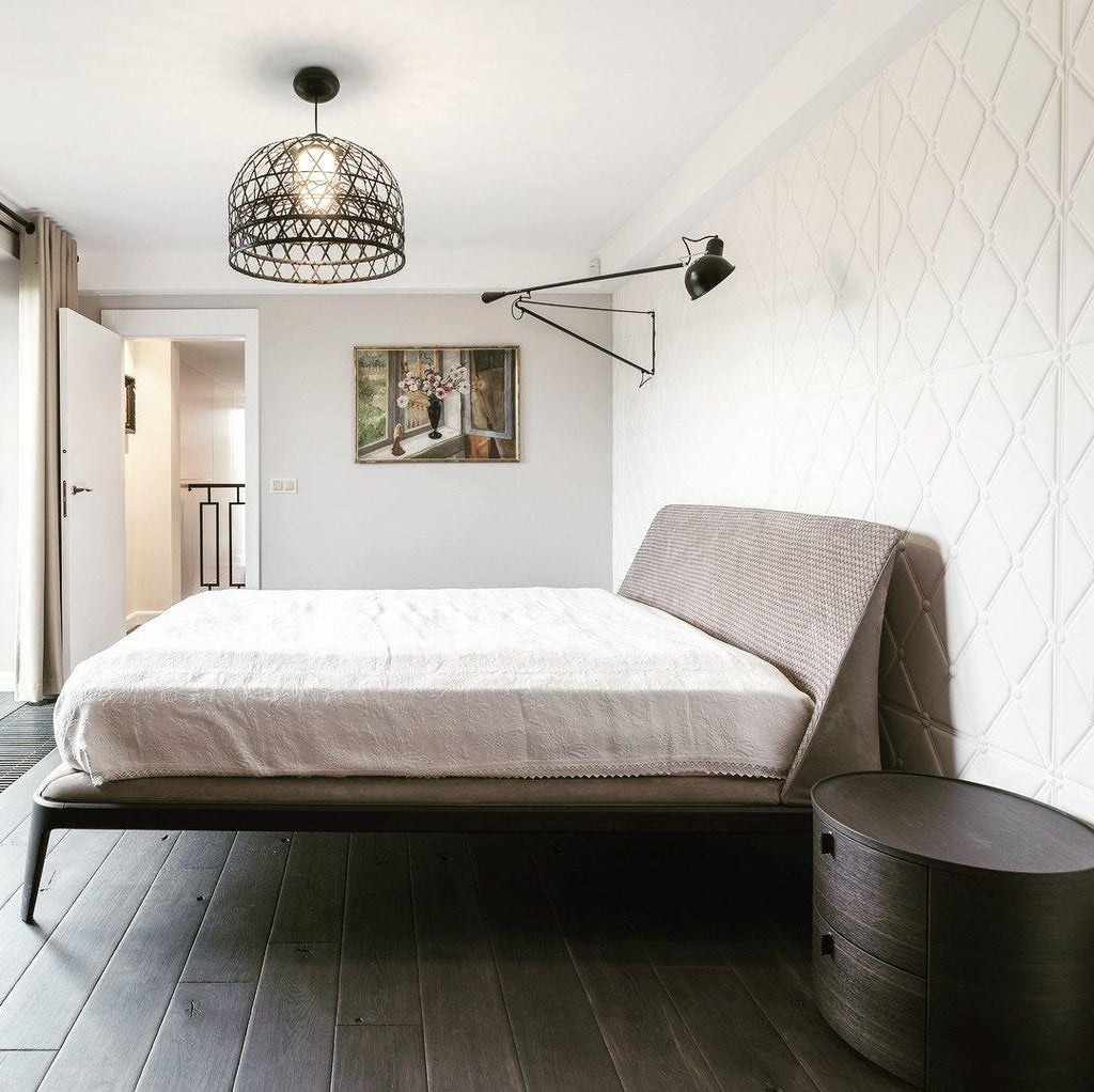 Black Swing-Arm Wall Light — Wall Sconce | Maison Monashee — view 34