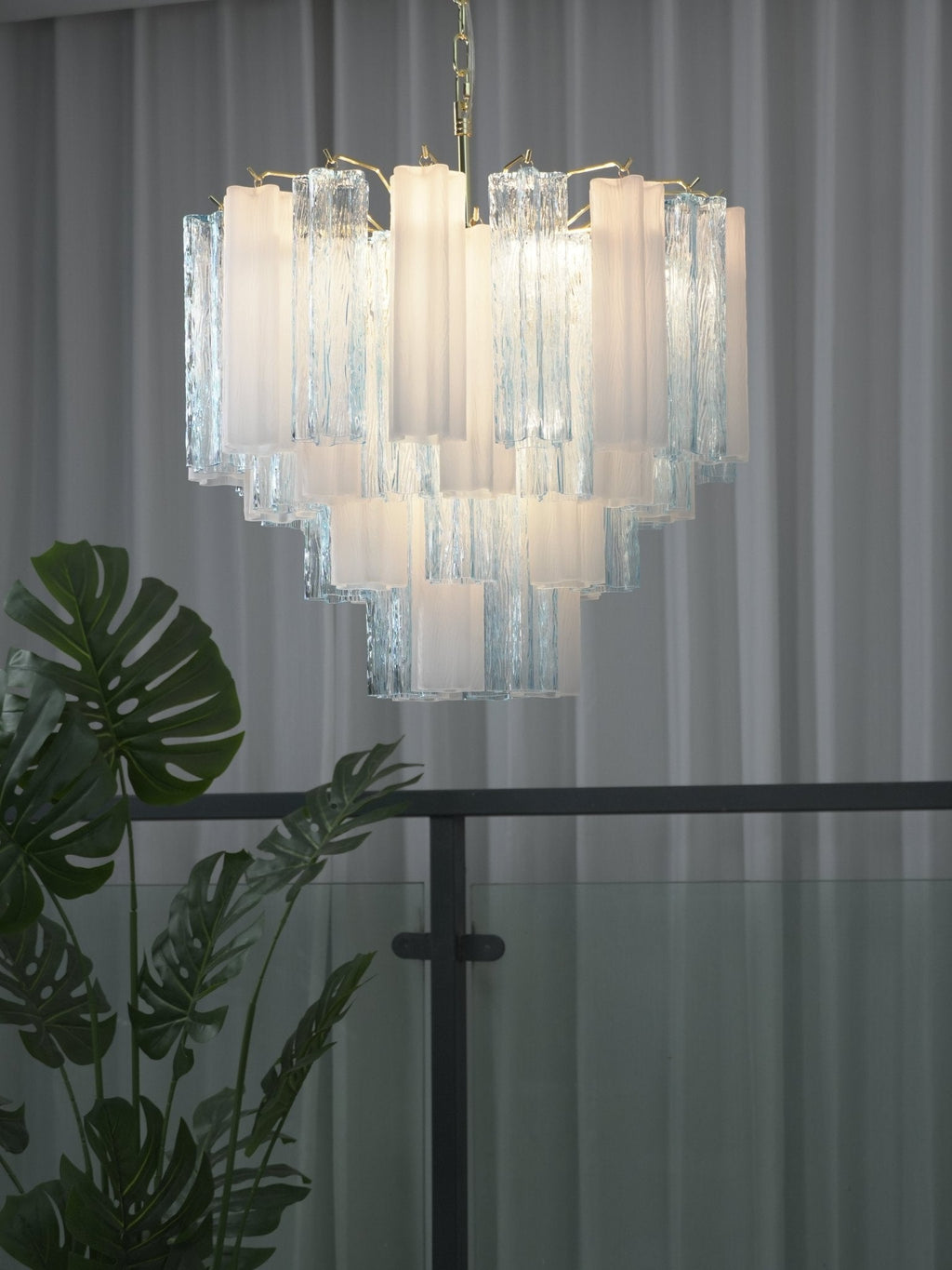 Contemporary Dining Chandelier — Chandelier | Maison Monashee — view 9