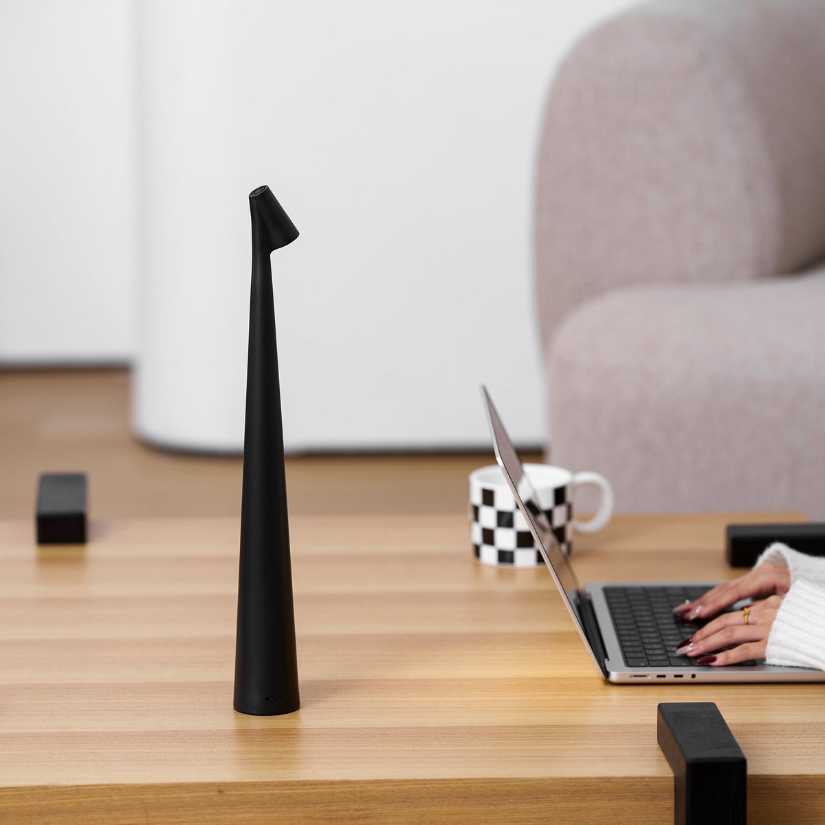 White Cordless Table Lamp — Table Lamp | Maison Monashee — view 116
