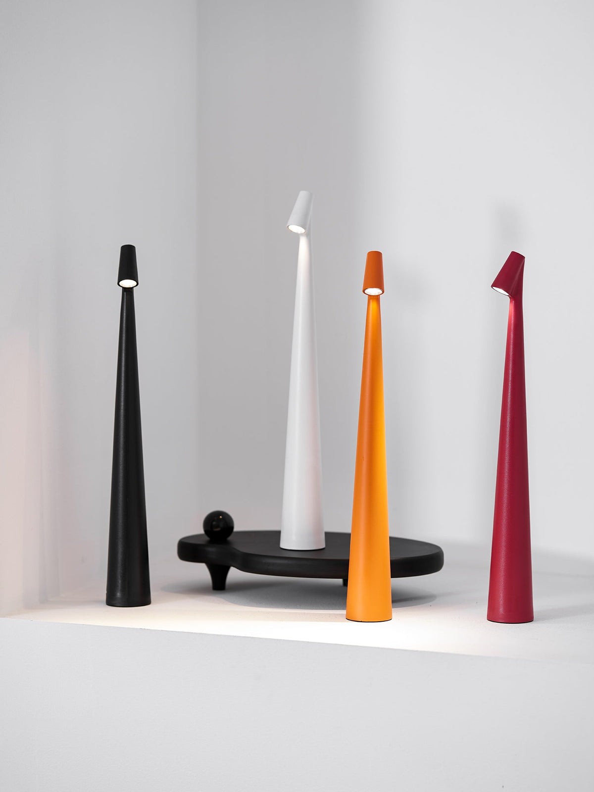 White Cordless Table Lamp — Table Lamp | Maison Monashee — view 110