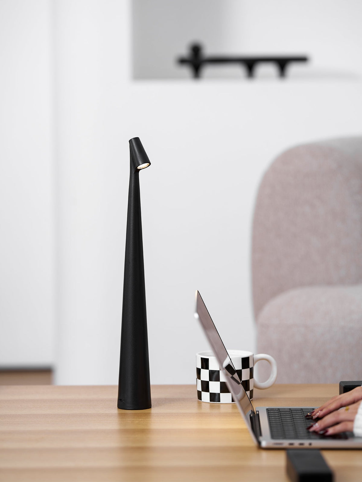 White Cordless Table Lamp — Table Lamp | Maison Monashee — view 112