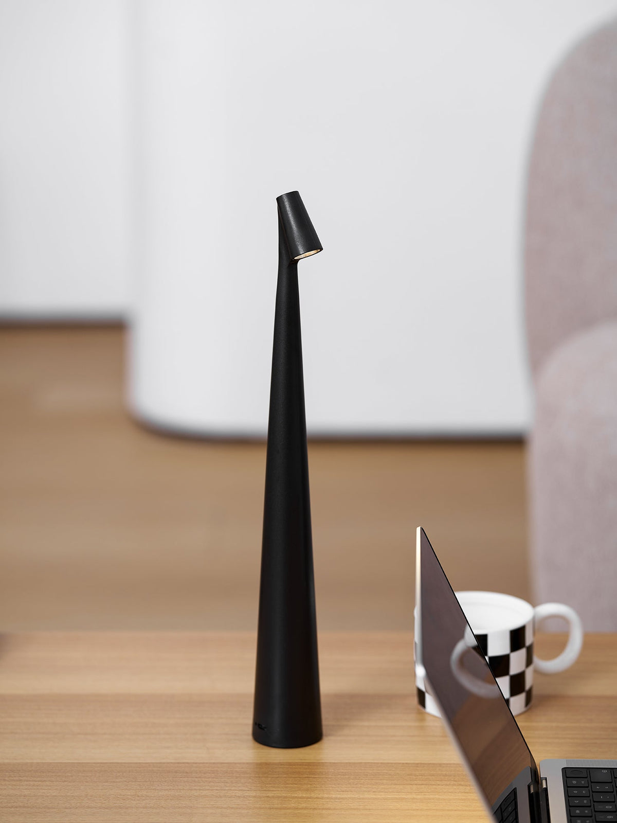 White Cordless Table Lamp — Table Lamp | Maison Monashee — view 120