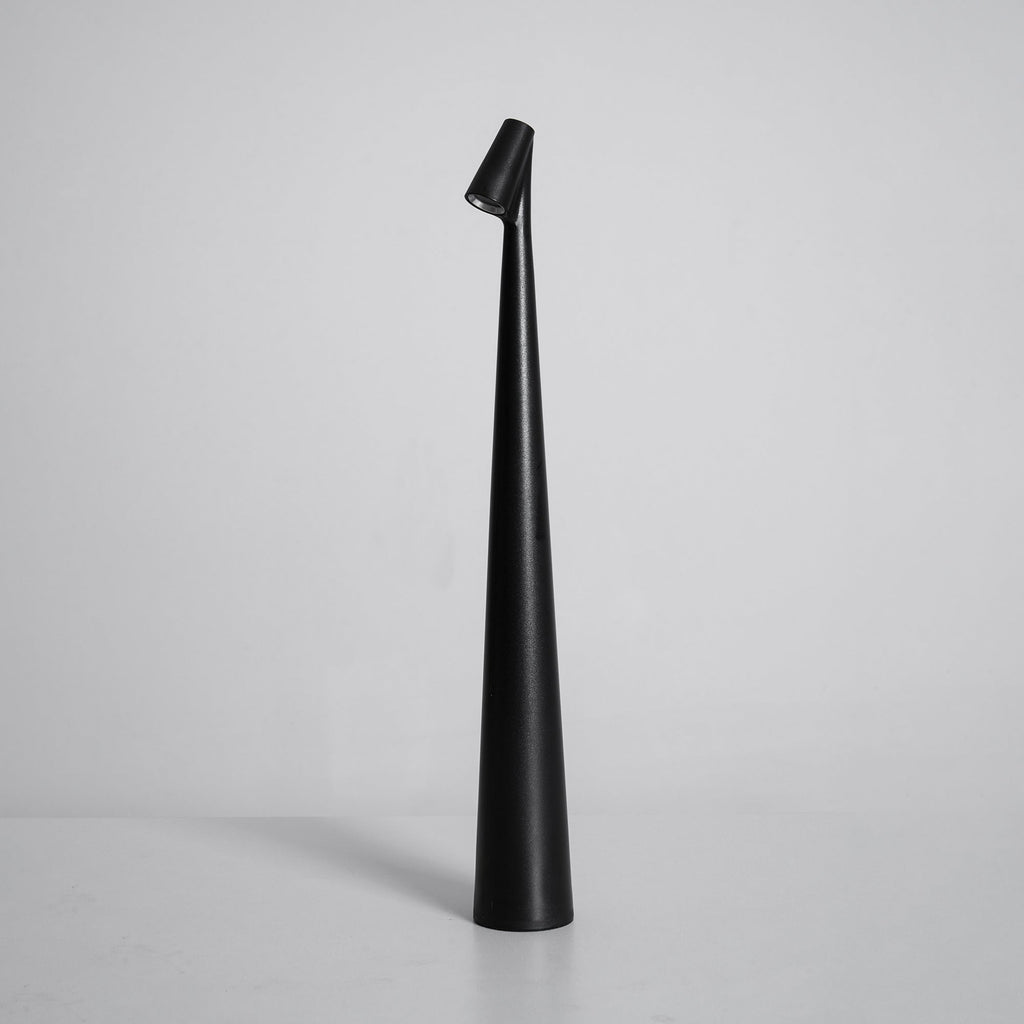White Cordless Table Lamp — Table Lamp | Maison Monashee — view 122
