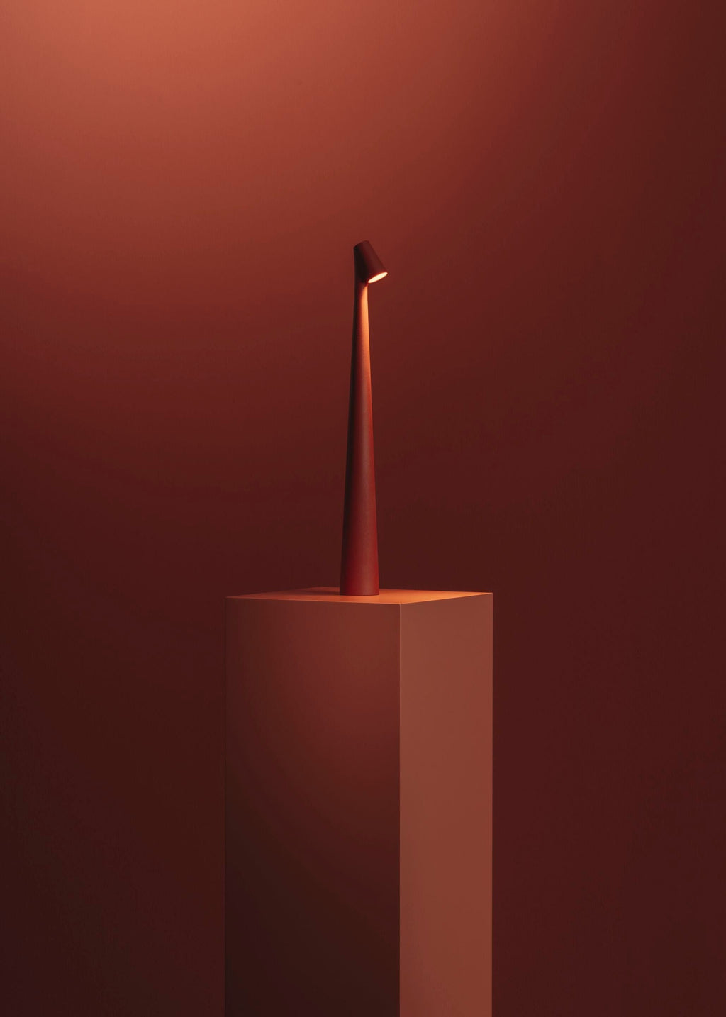White Cordless Table Lamp — Table Lamp | Maison Monashee — view 85