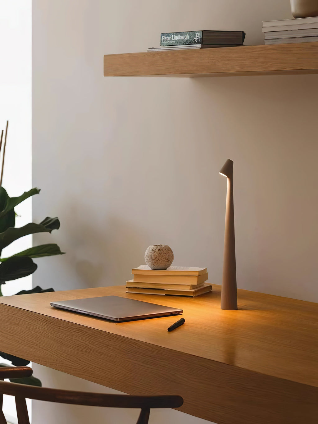 White Cordless Table Lamp — Table Lamp | Maison Monashee — view 33