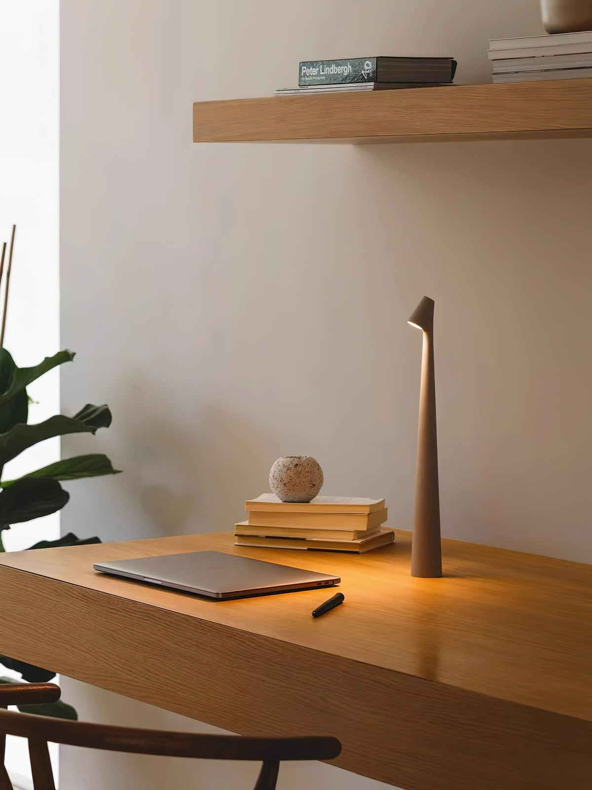 White Cordless Table Lamp — Table Lamp | Maison Monashee — view 33