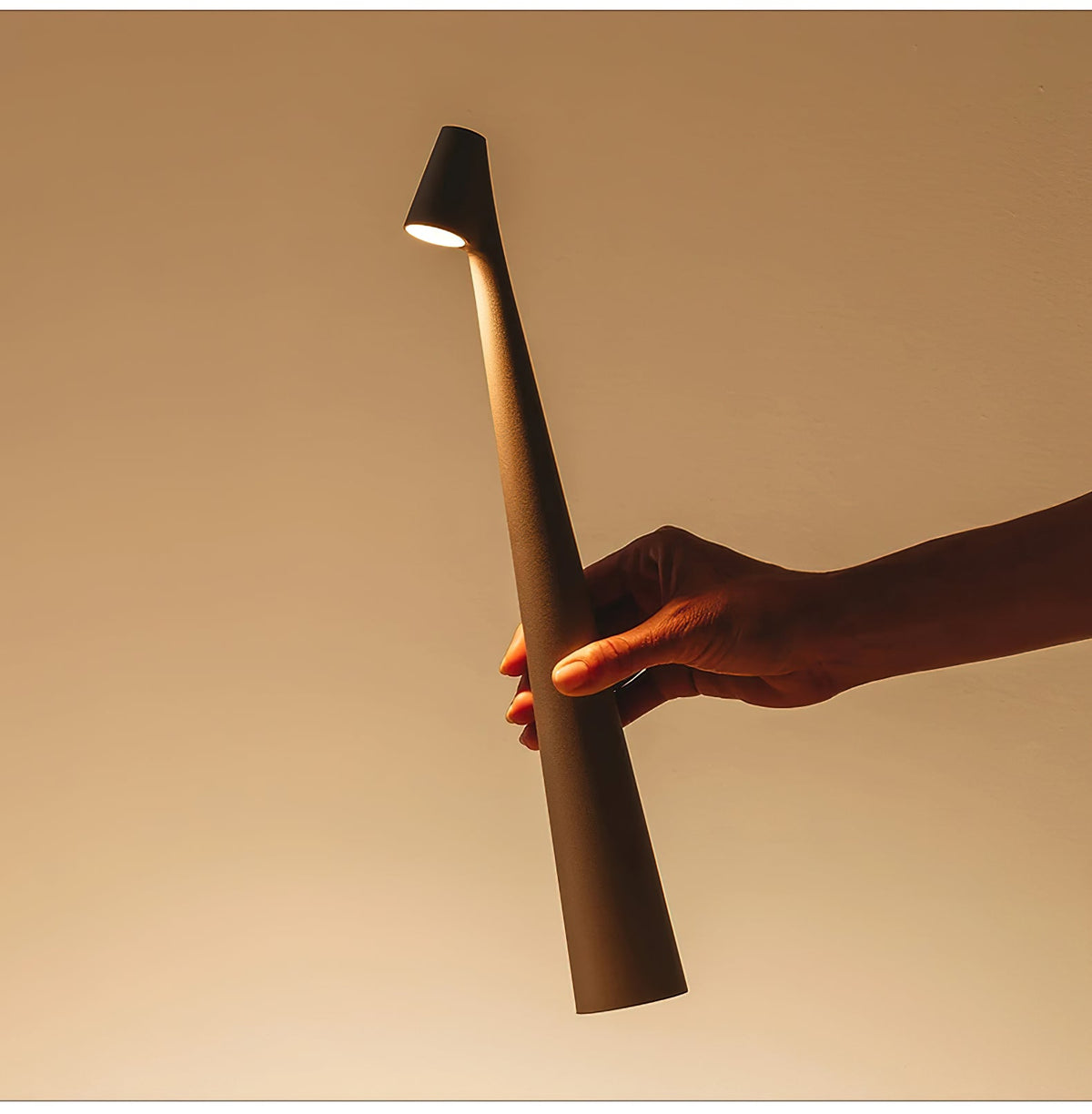 White Cordless Table Lamp — Table Lamp | Maison Monashee — view 15