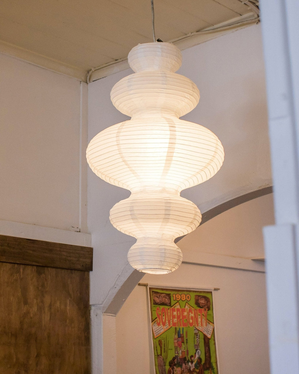 Plug-In Paper Pendant Light — Pendant Light | Maison Monashee — view 15