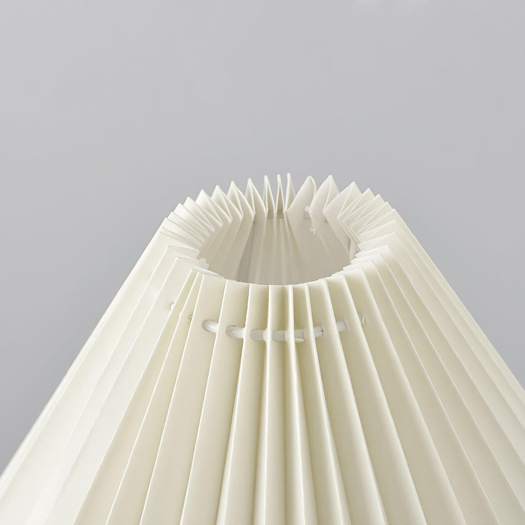 Small White Ceramic Table Lamp — Table Lamp | Maison Monashee — view 6