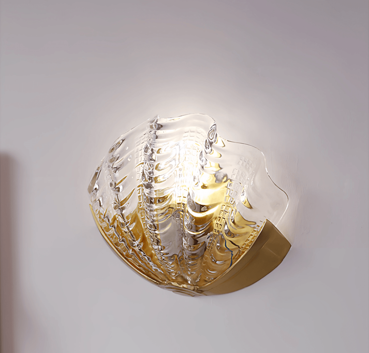 Vintage Shell Wall Sconce — Wall Sconce | Maison Monashee — view 14