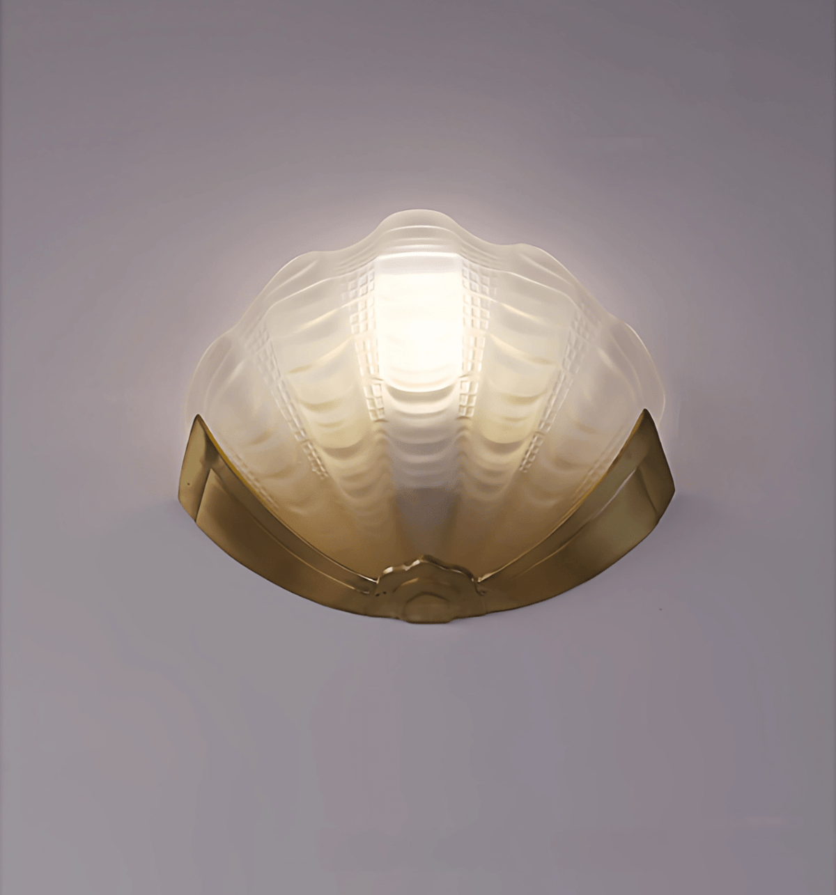 Vintage Shell Wall Sconce — Wall Sconce | Maison Monashee — view 18