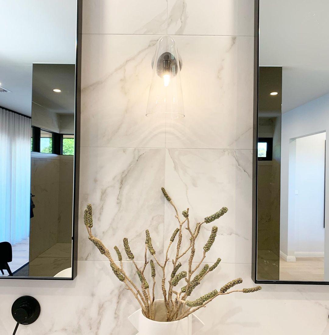 Modern Glass Sconce — Wall Sconce | Maison Monashee — view 21