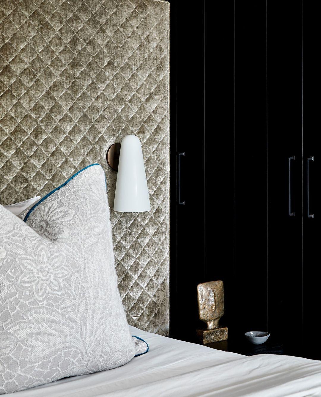 Modern Glass Sconce — Wall Sconce | Maison Monashee — view 34