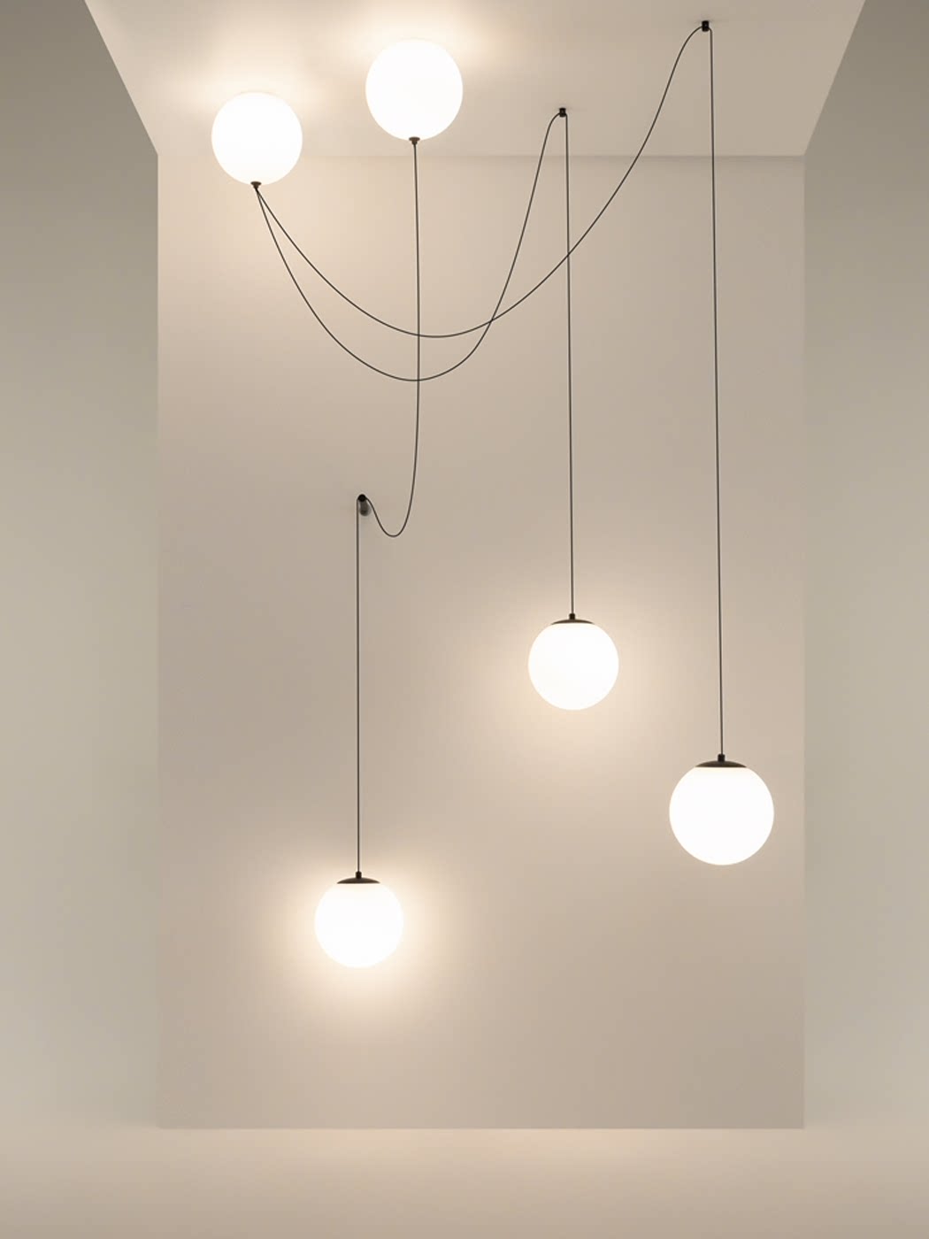 Cluster Globe Pendant Light — Pendant Light | Maison Monashee — view 6