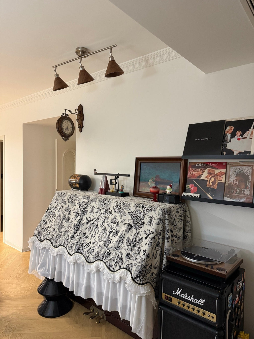 Ceiling Linear Light Fixture — Ceiling Light | Maison Monashee — view 14