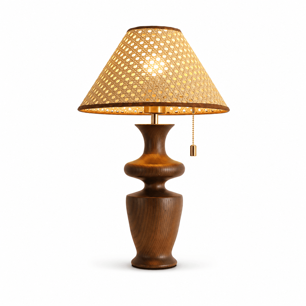 Traditional Bedroom Table Lamp — Table Lamp | Maison Monashee — view 4