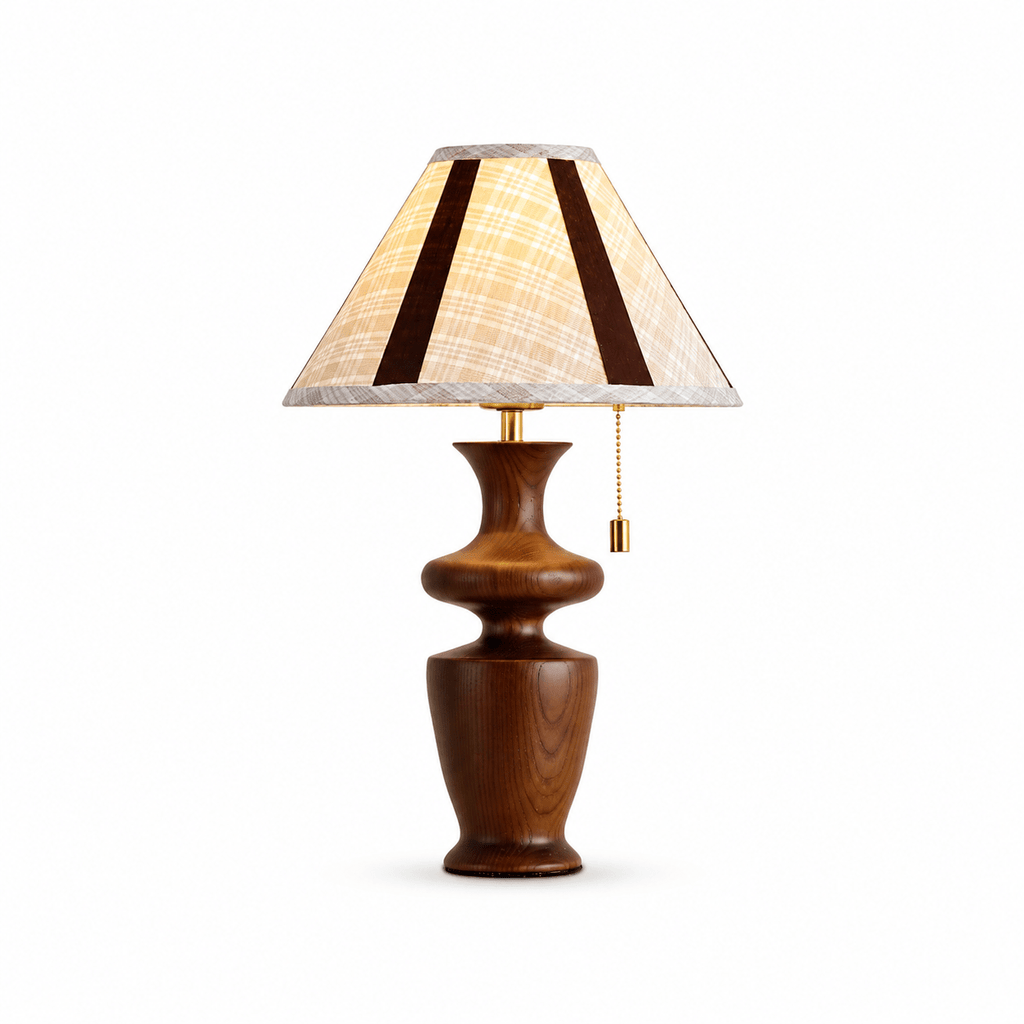 Traditional Bedroom Table Lamp — Table Lamp | Maison Monashee — view 7