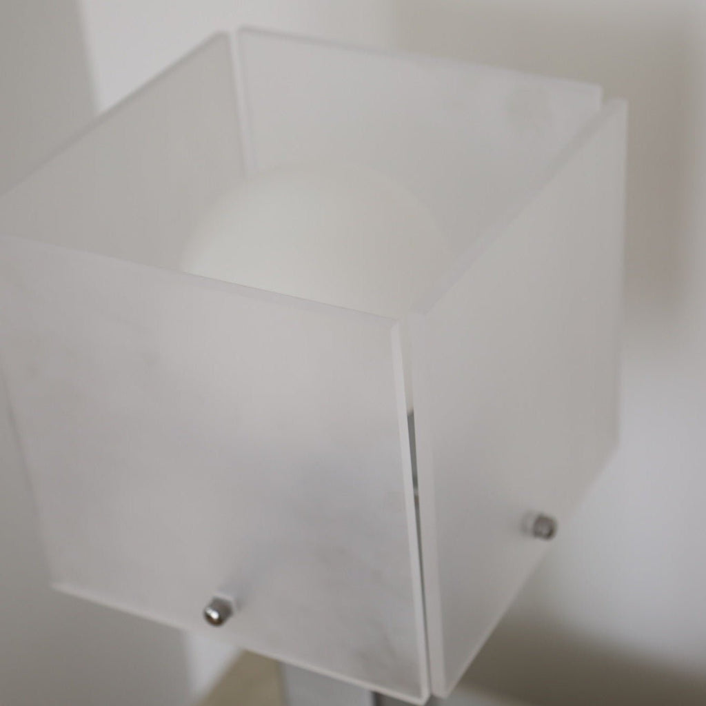 Square Bedside Table Lamp — Table Lamp | Maison Monashee — view 11