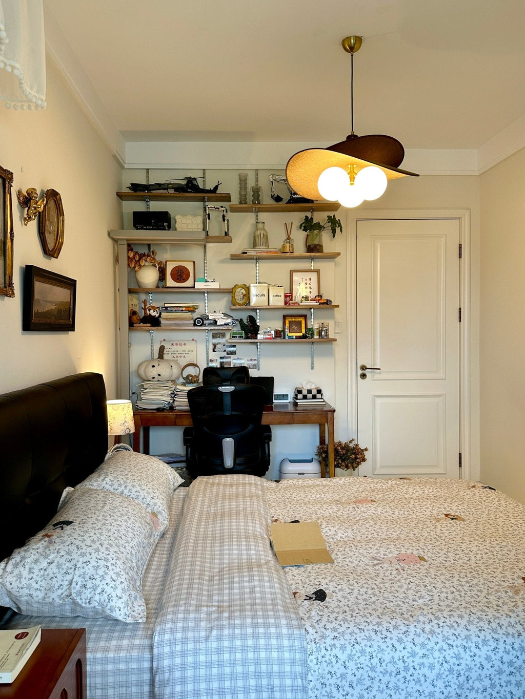 Flower Petal Chandelier — Chandelier | Maison Monashee — view 17