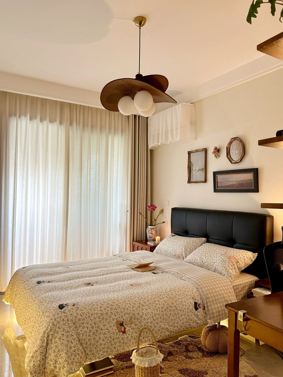 Flower Petal Chandelier — Chandelier | Maison Monashee — view 20