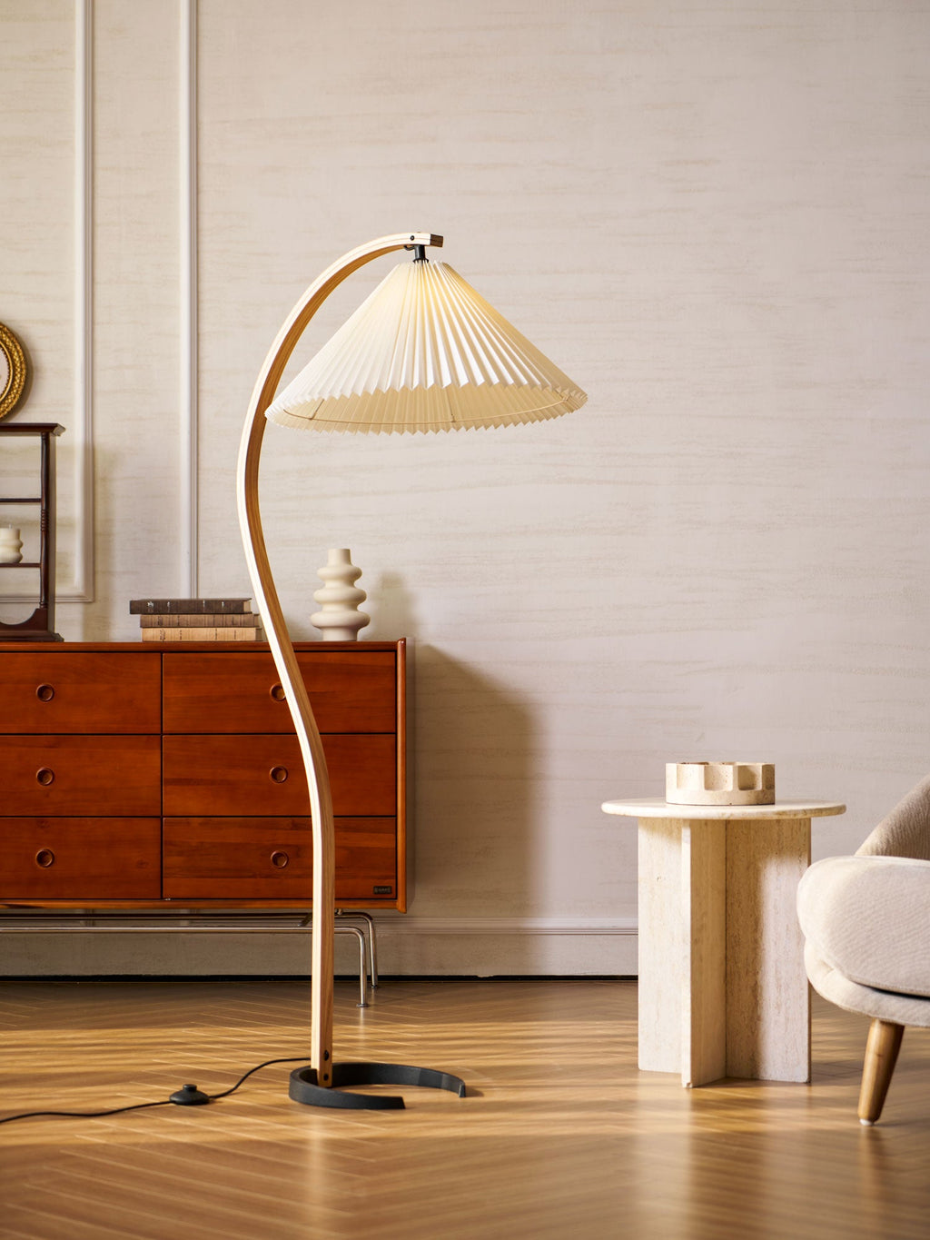 Scandinavian Wood Floor Lamp — Floor Lamp | Maison Monashee — view 136