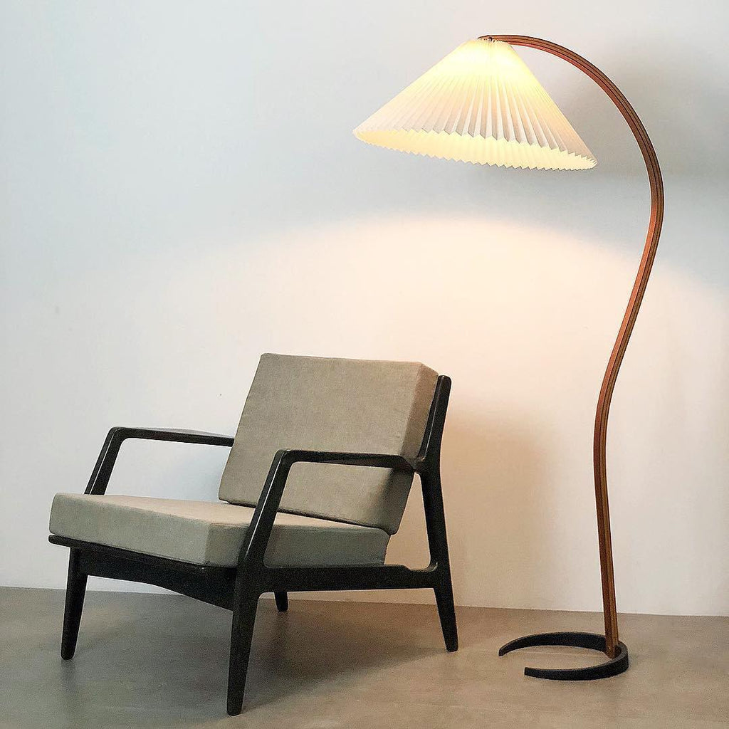 Scandinavian Wood Floor Lamp — Floor Lamp | Maison Monashee — view 34