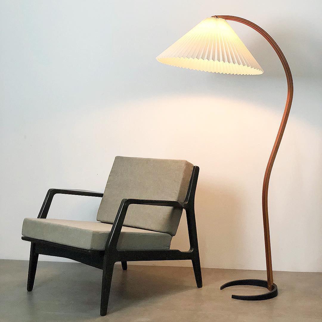 Scandinavian Wood Floor Lamp — Floor Lamp | Maison Monashee — view 34