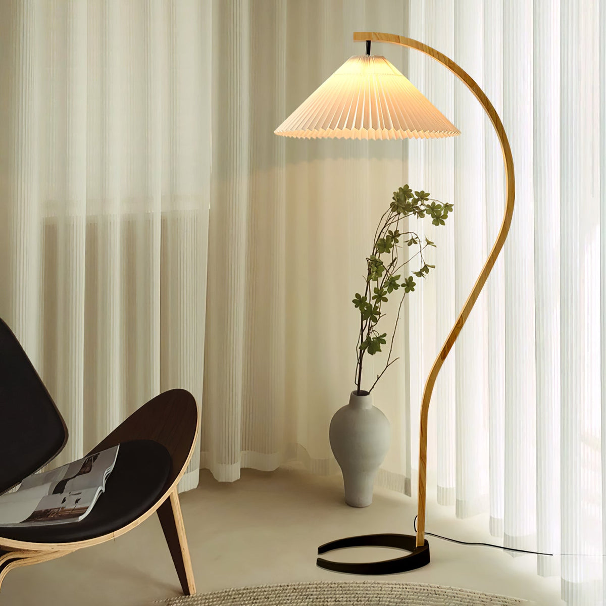 Scandinavian Wood Floor Lamp — Floor Lamp | Maison Monashee — view 117
