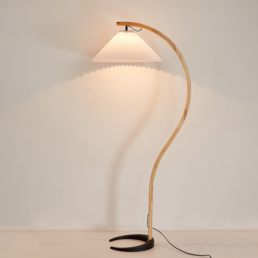 Scandinavian Wood Floor Lamp — Floor Lamp | Maison Monashee — view 31