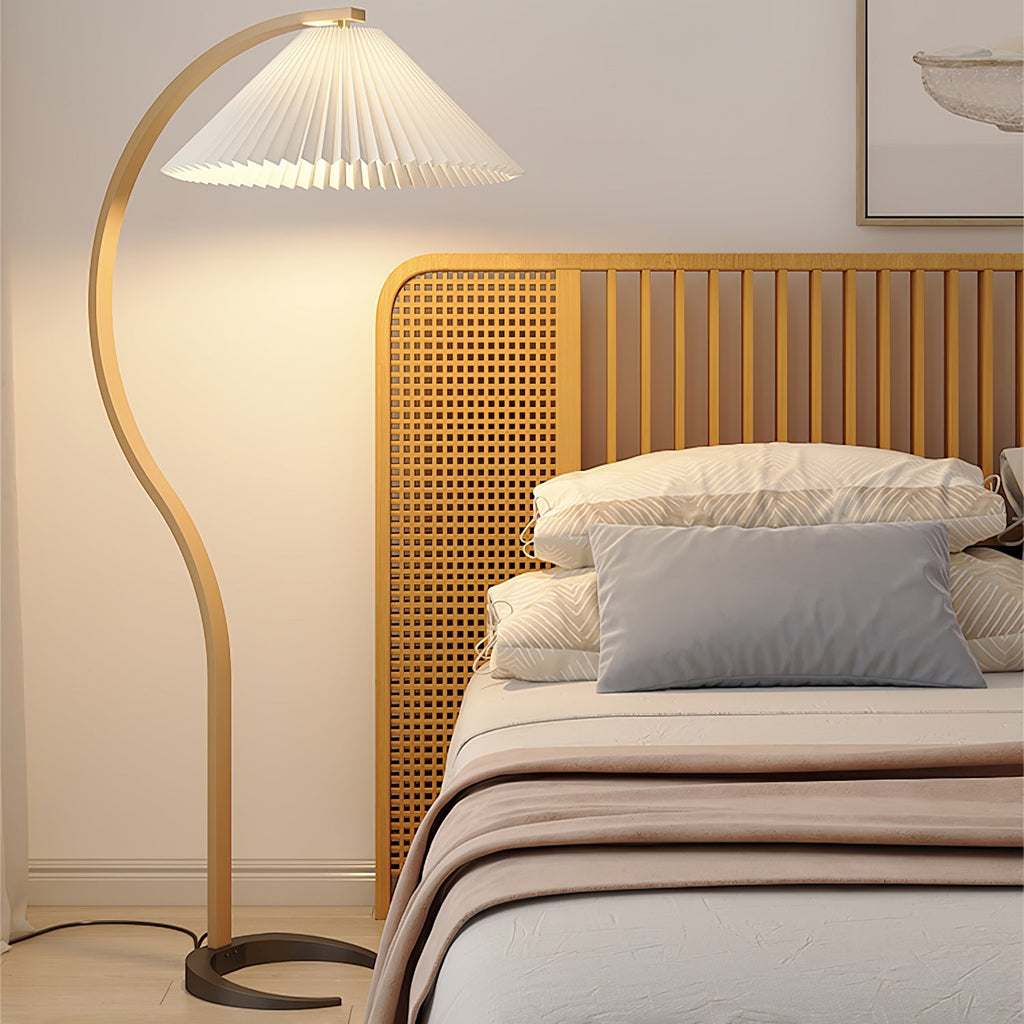 Scandinavian Wood Floor Lamp — Floor Lamp | Maison Monashee — view 127