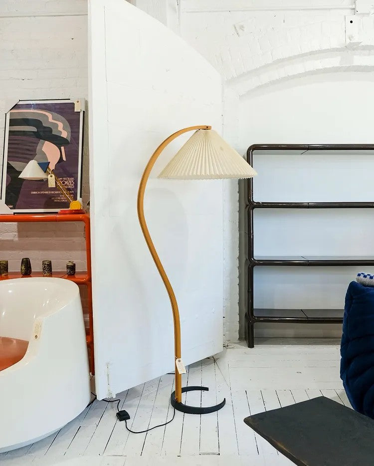 Scandinavian Wood Floor Lamp — Floor Lamp | Maison Monashee — view 84