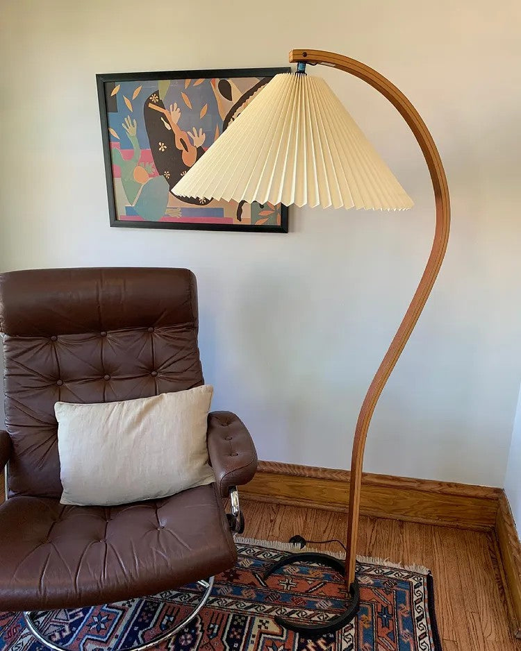 Scandinavian Wood Floor Lamp — Floor Lamp | Maison Monashee — view 86