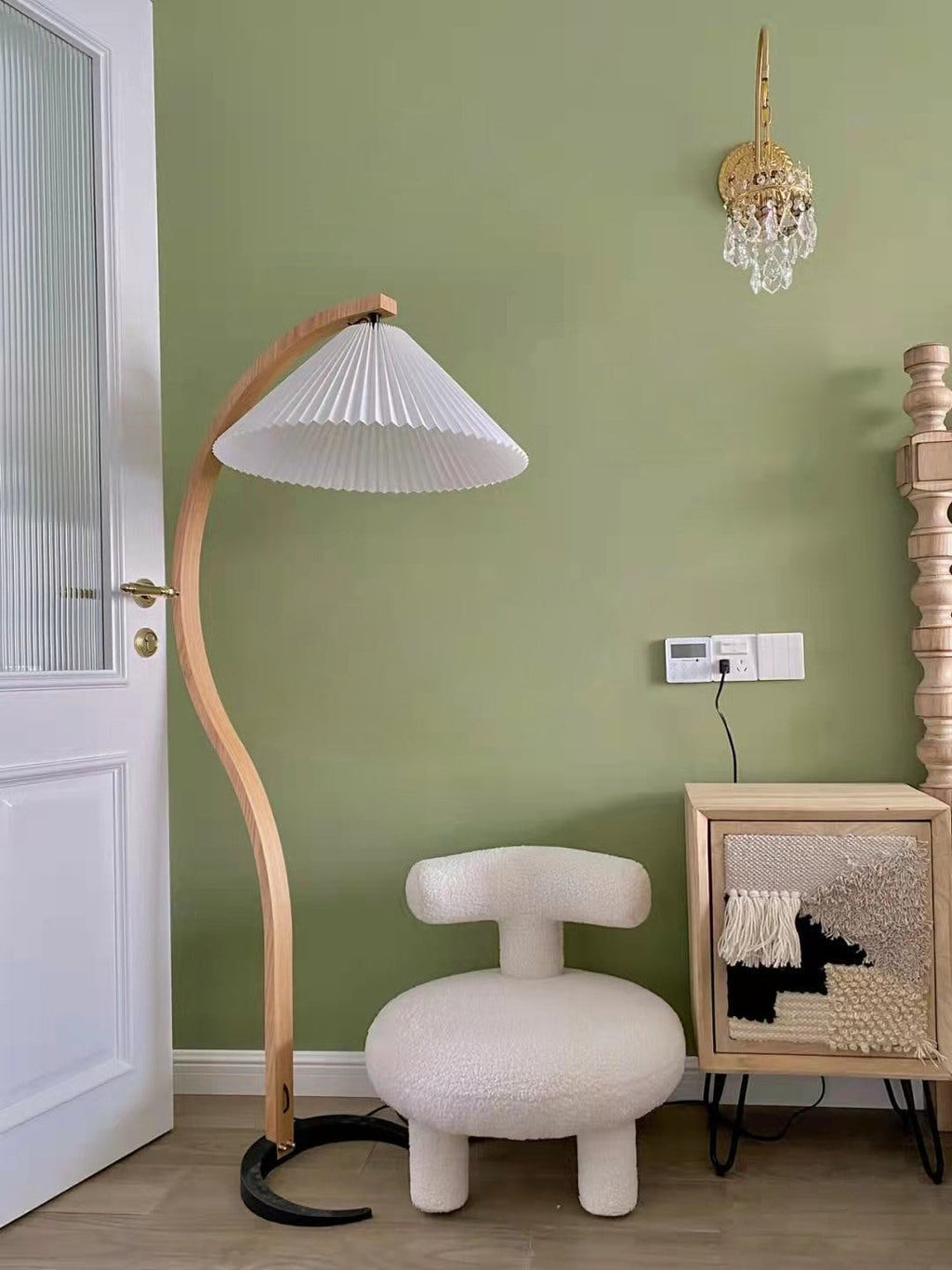 Scandinavian Wood Floor Lamp — Floor Lamp | Maison Monashee — view 68