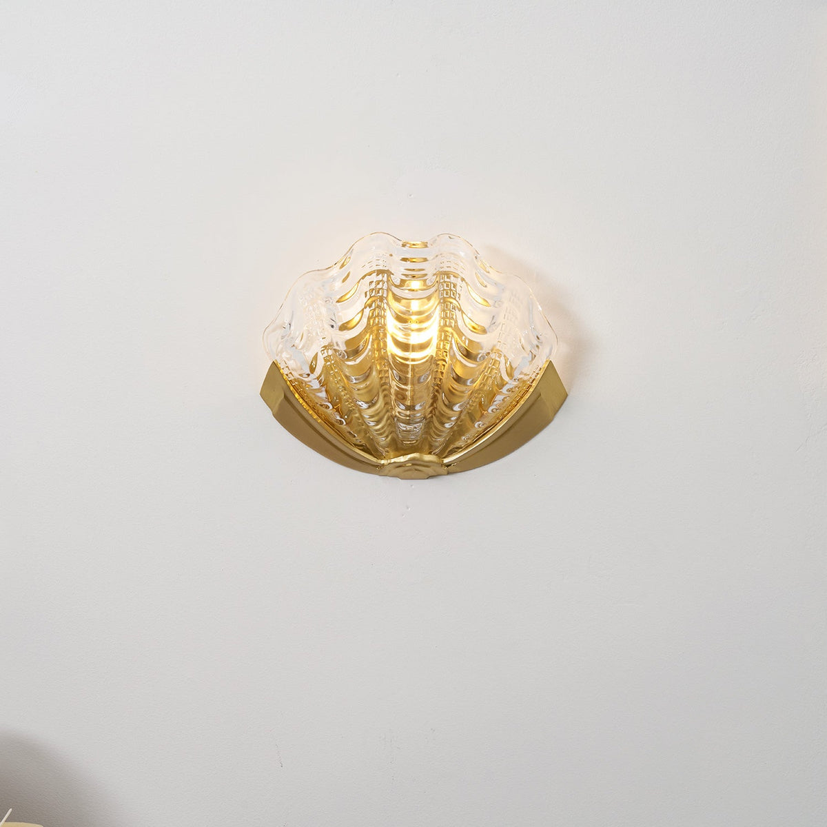 Vintage Shell Wall Sconce — Wall Sconce | Maison Monashee — view 39