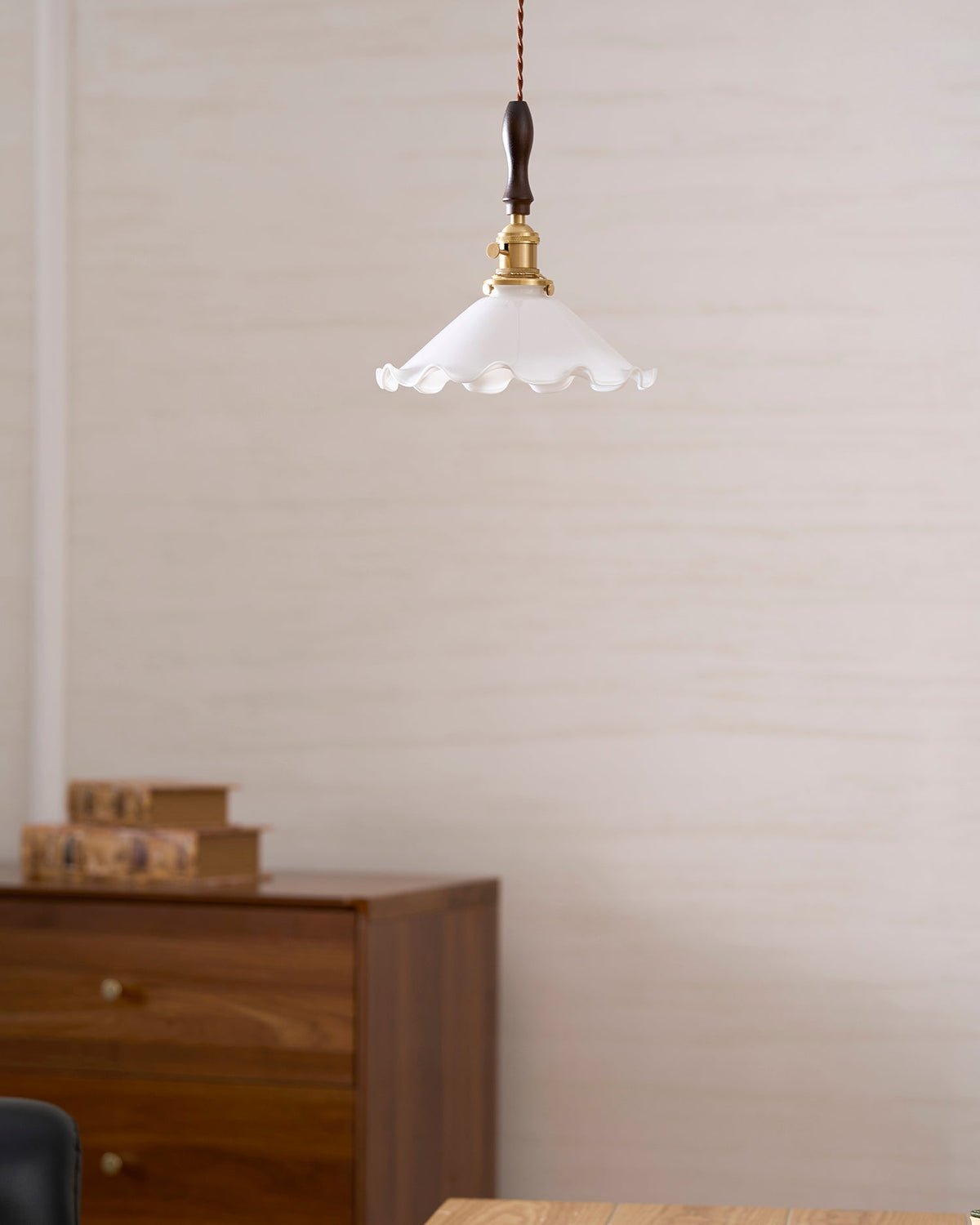 Flower Shaped Pendant Light — Pendant Light | Maison Monashee — view 30
