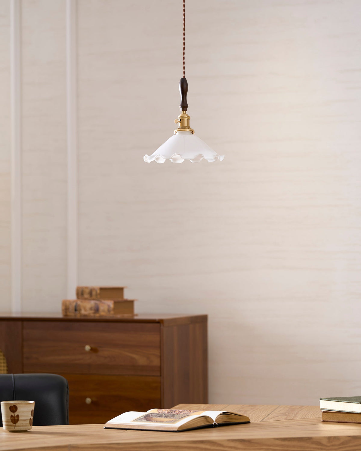 Flower Shaped Pendant Light — Pendant Light | Maison Monashee — view 34
