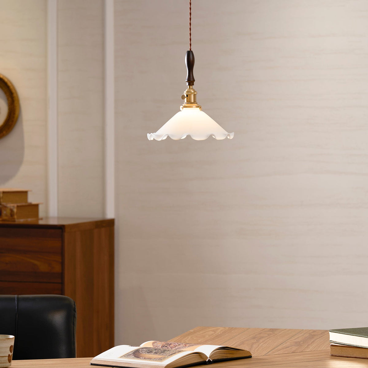 Flower Shaped Pendant Light — Pendant Light | Maison Monashee — view 37