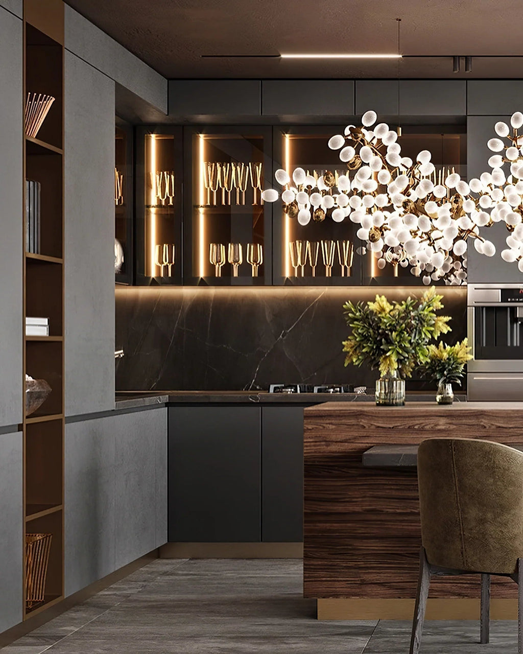 Gold Murano Glass Chandelier — Chandelier | Maison Monashee — view 31