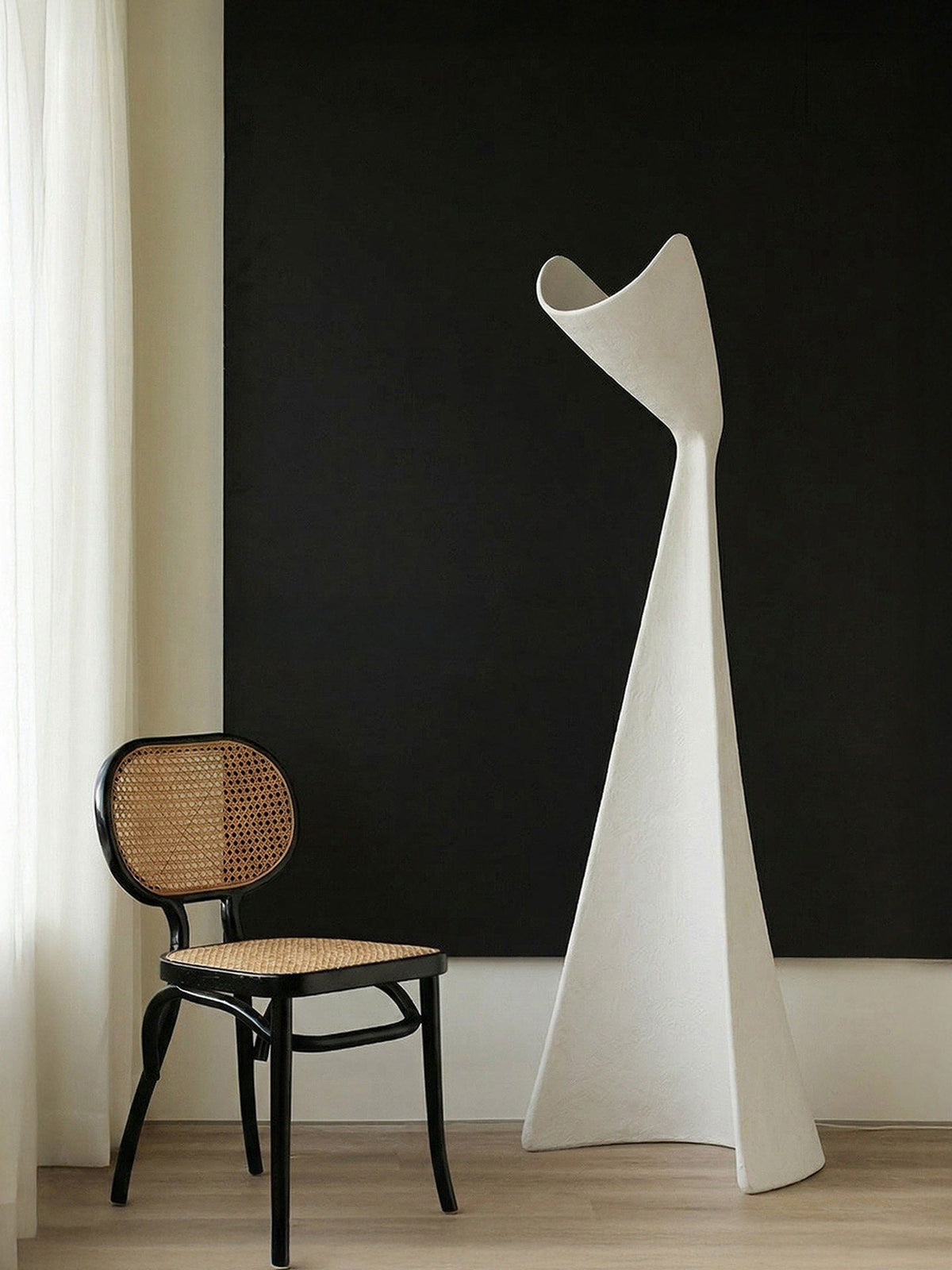 Modern Black Floor Lamp for Living Room — Floor Lamp | Maison Monashee — view 19