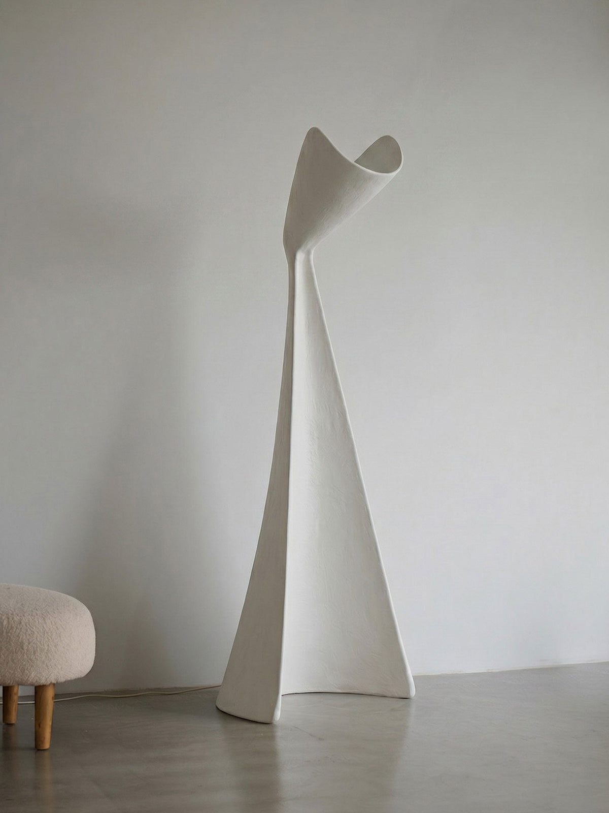 Modern Black Floor Lamp for Living Room — Floor Lamp | Maison Monashee — view 4