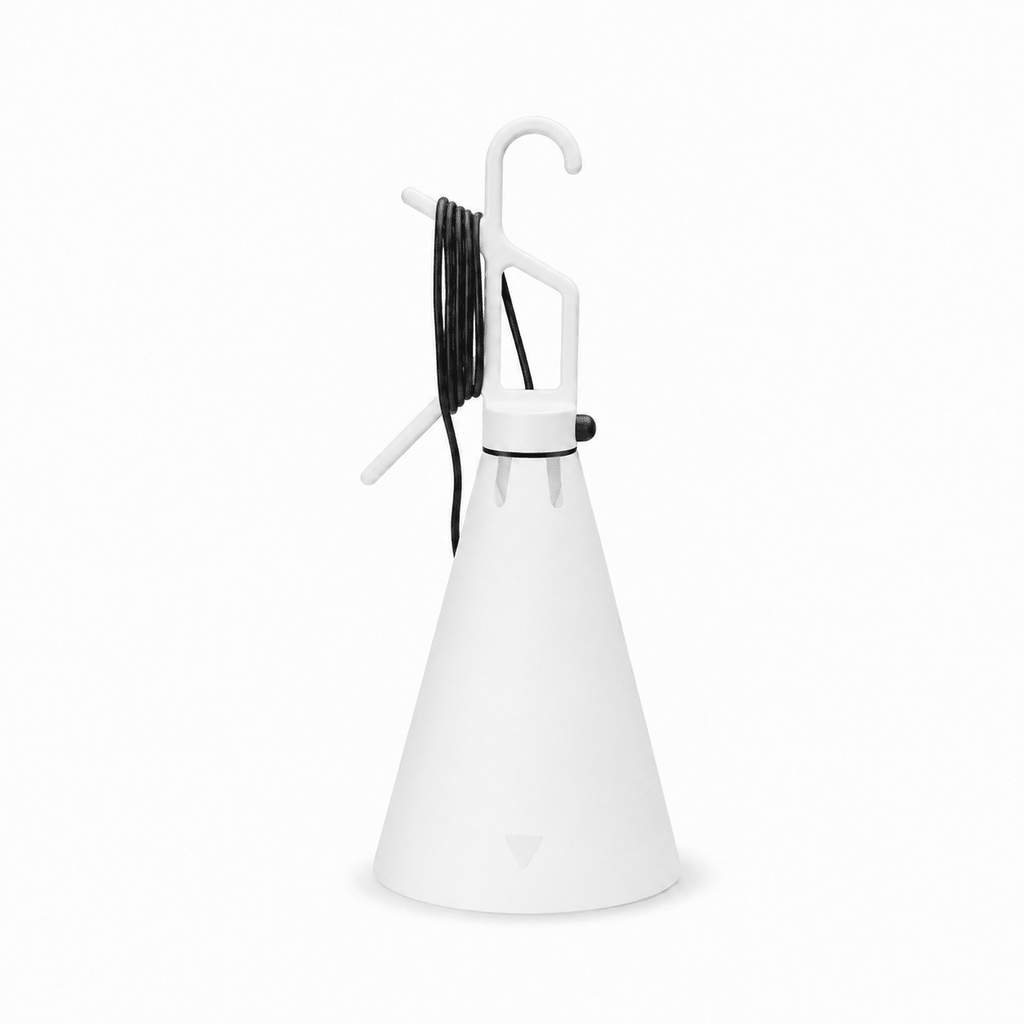 Modern Black Bedside Lamp — Table Lamp | Maison Monashee — view 7