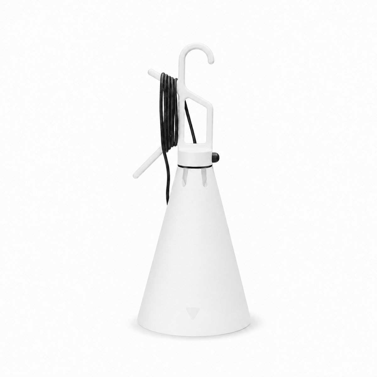 Modern Black Bedside Lamp — Table Lamp | Maison Monashee — view 7